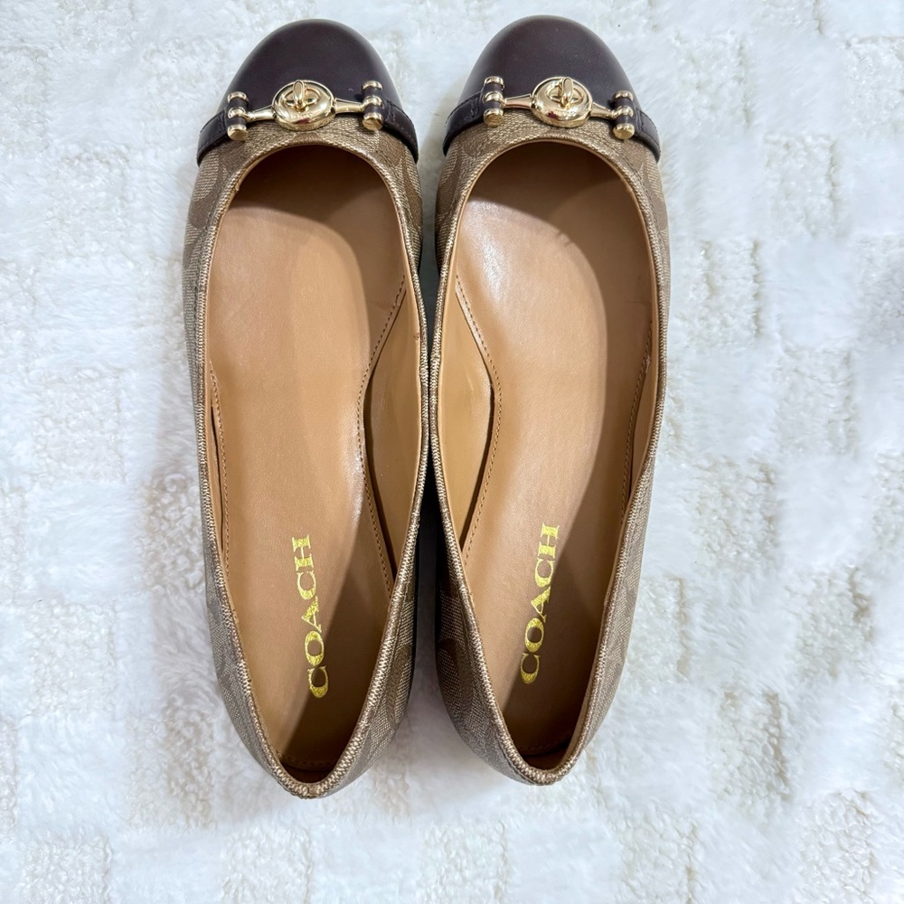 Coach Women's Tan and Brown Loafers Sz 8.5  New.